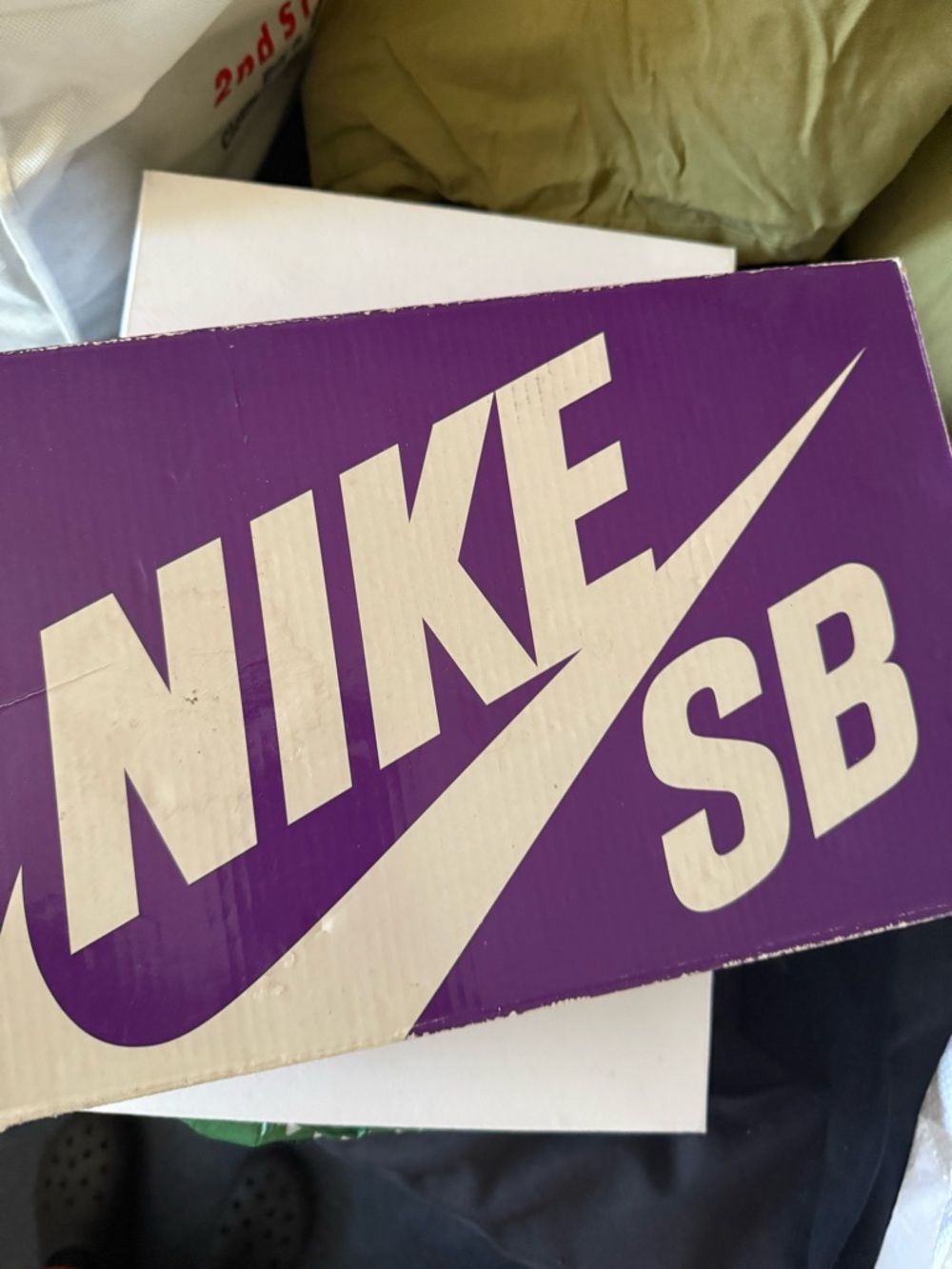 Nike SB DUNK LOW “Why so sad”